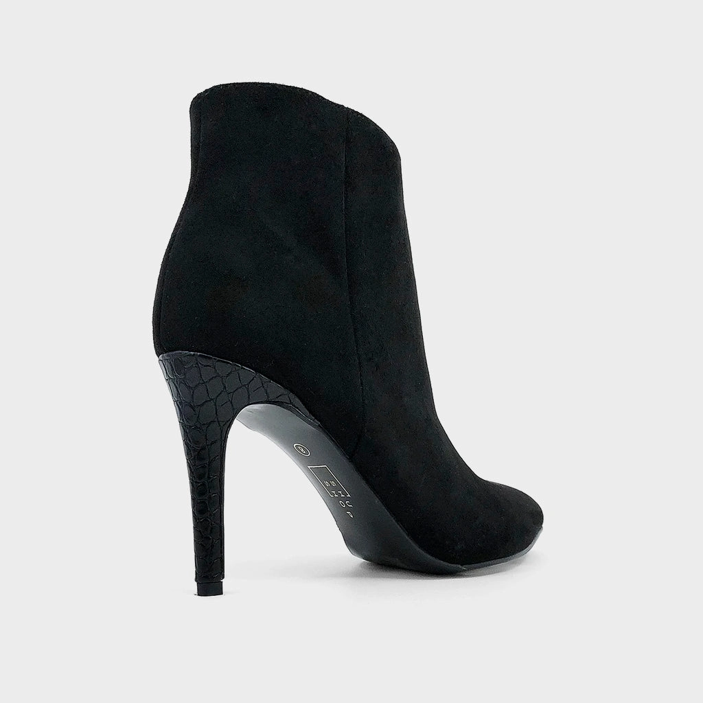 VITA Wide Fit Suede Chelsea Boots