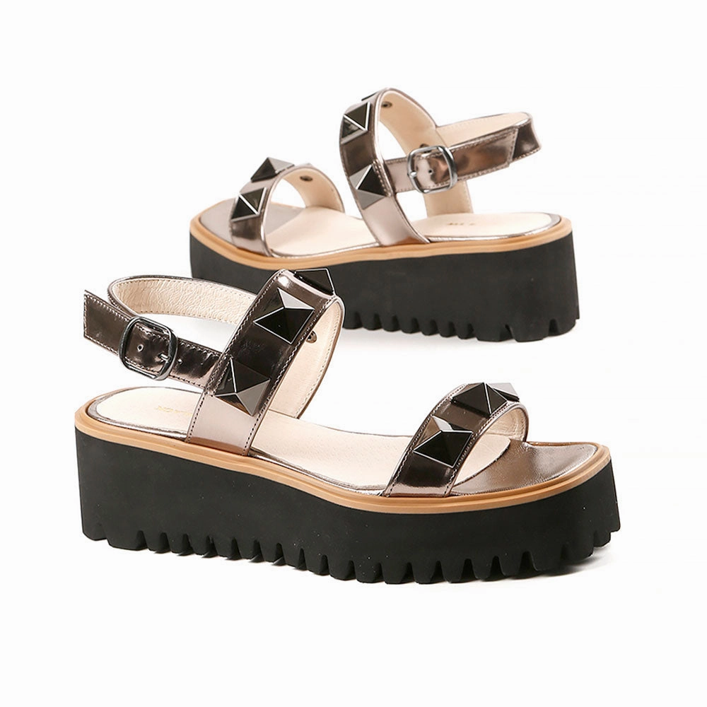Lulu Sandals Pyramid Stud Flatform Sandal