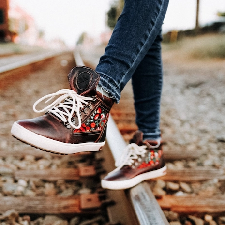 On Hiking Boots Waterproof Rooster Camping Boot