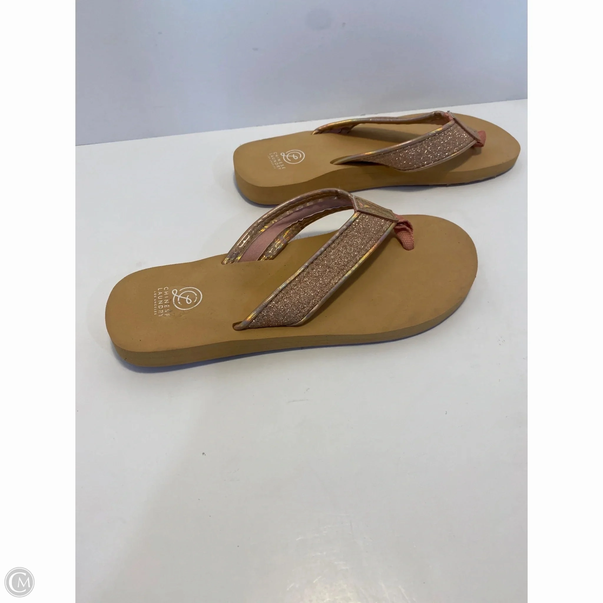 Sandals Flip Flops By Chinese Laundry In Tan, Size: 6 Flip Flops Size Up Or Down