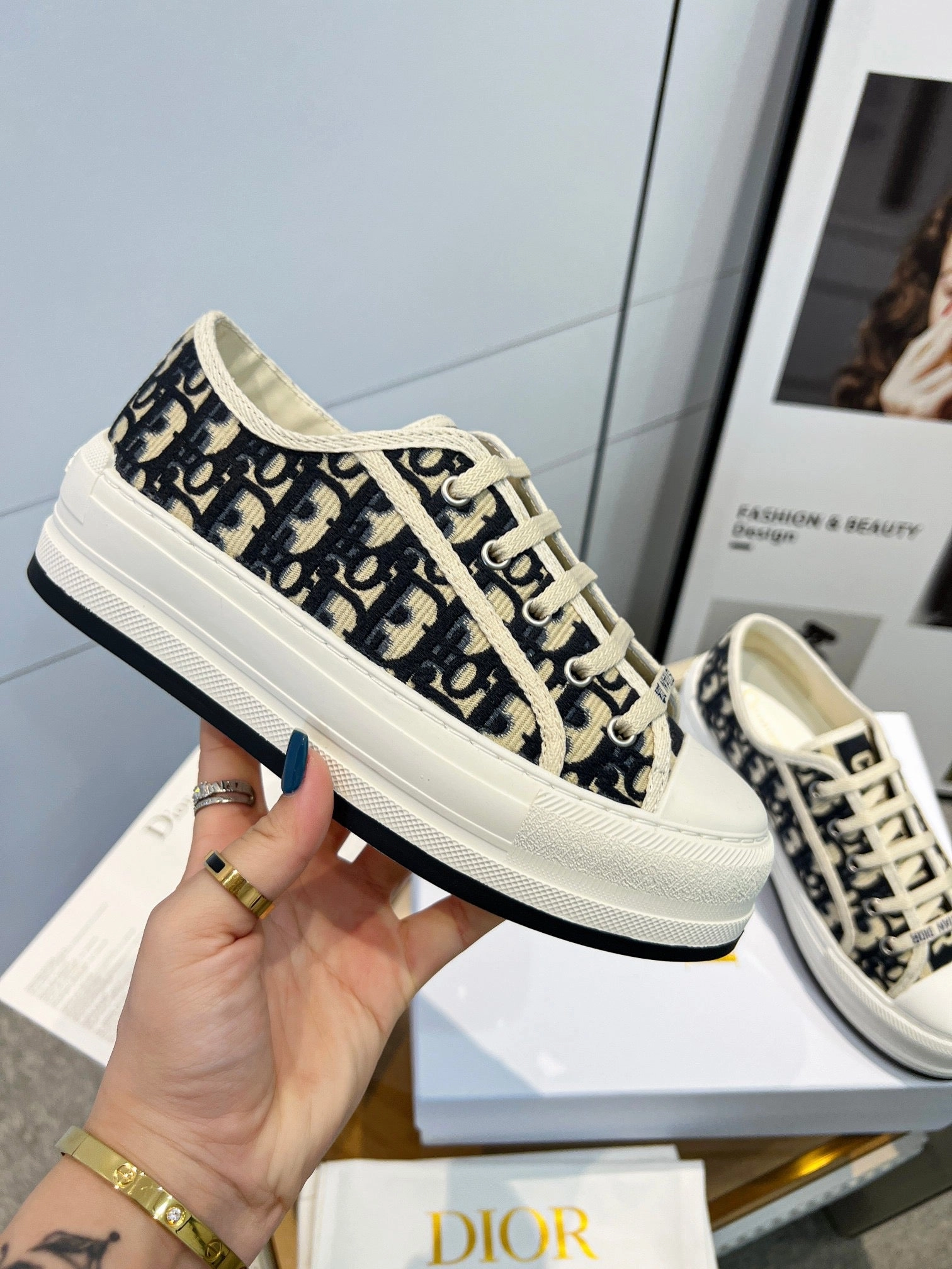 SE1049 DR Walk'n'Dior Platform Sneaker / Size4-11 Brown Leather Ballerina Flat Shoes