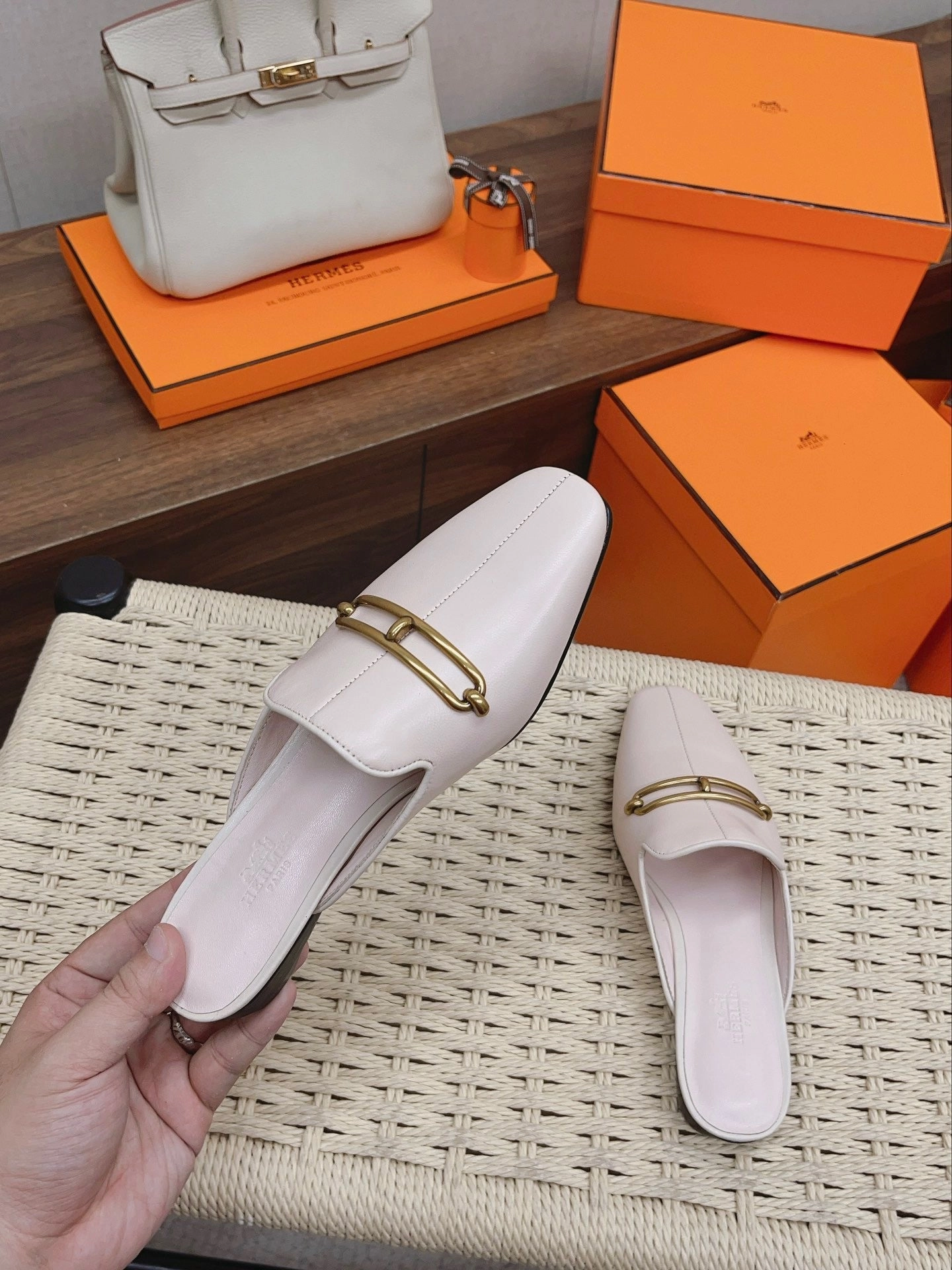 SE1189 H Oz Mule / Size5-10 Crystal Embellished Flat Shoes