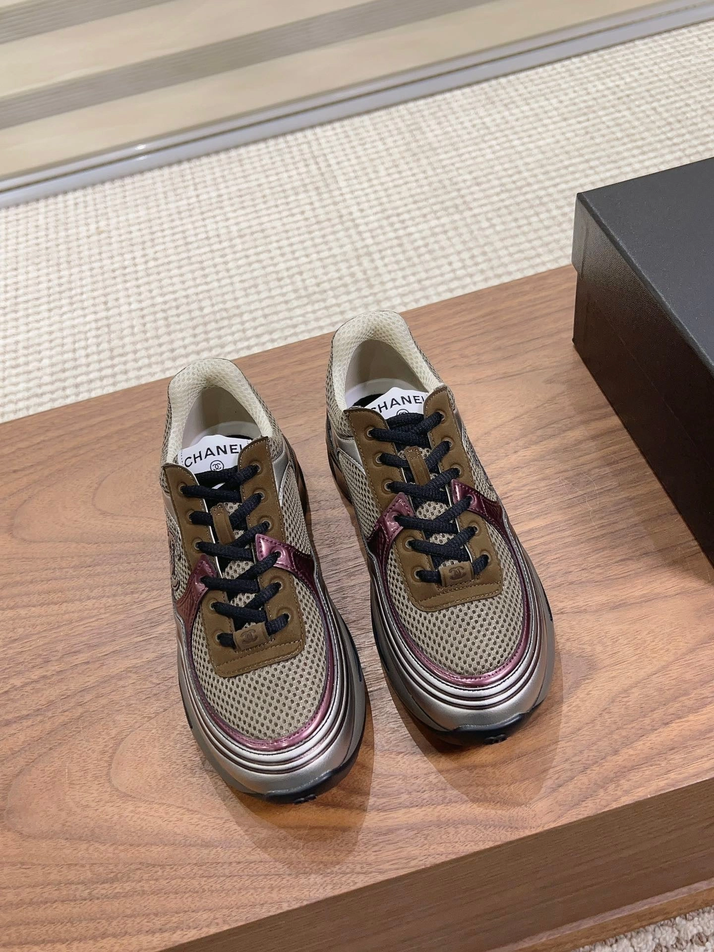 SE1226 CC Sneakers / Size5-10 Strappy Flat Shoes