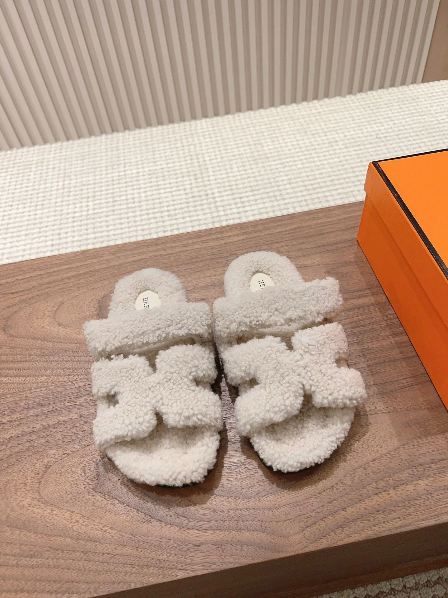 SE1236 H Chypre Sandal / Size5-10 Pointed Shoes Flats