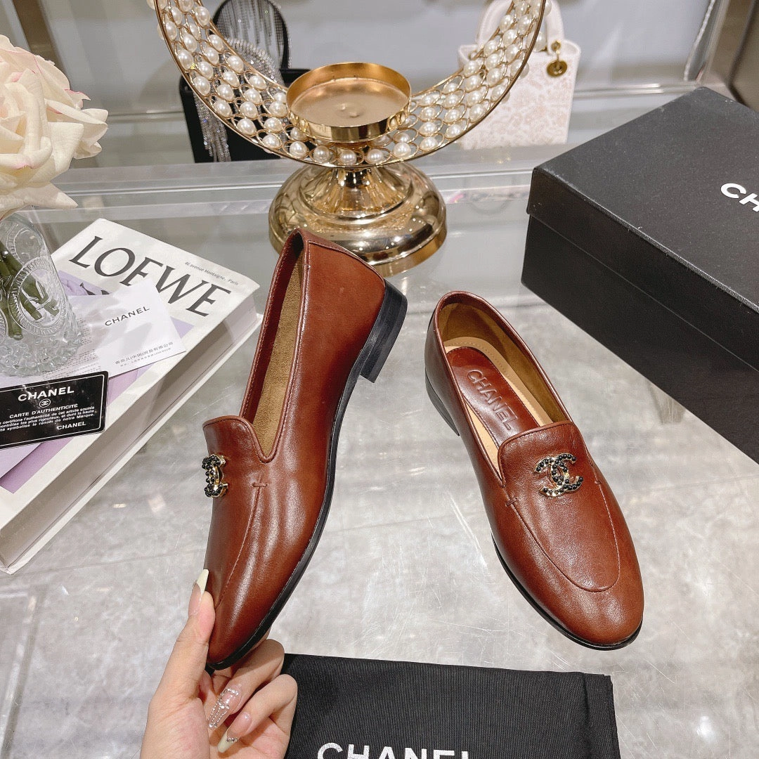 SE1249 Moccasins / Size5-10