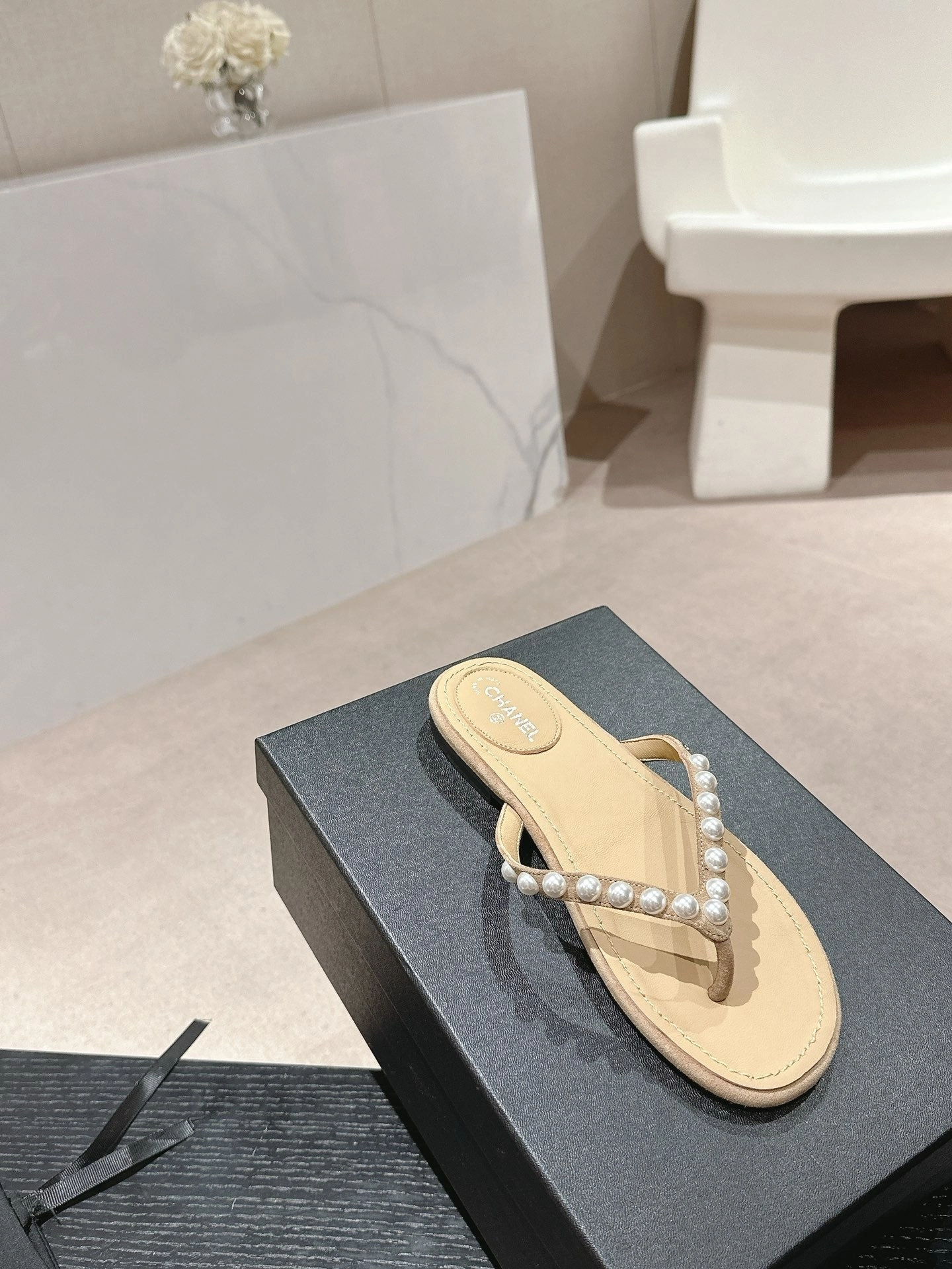 Flat Silver Sandals Shoes SE1358 CC Thongs / Size5-11