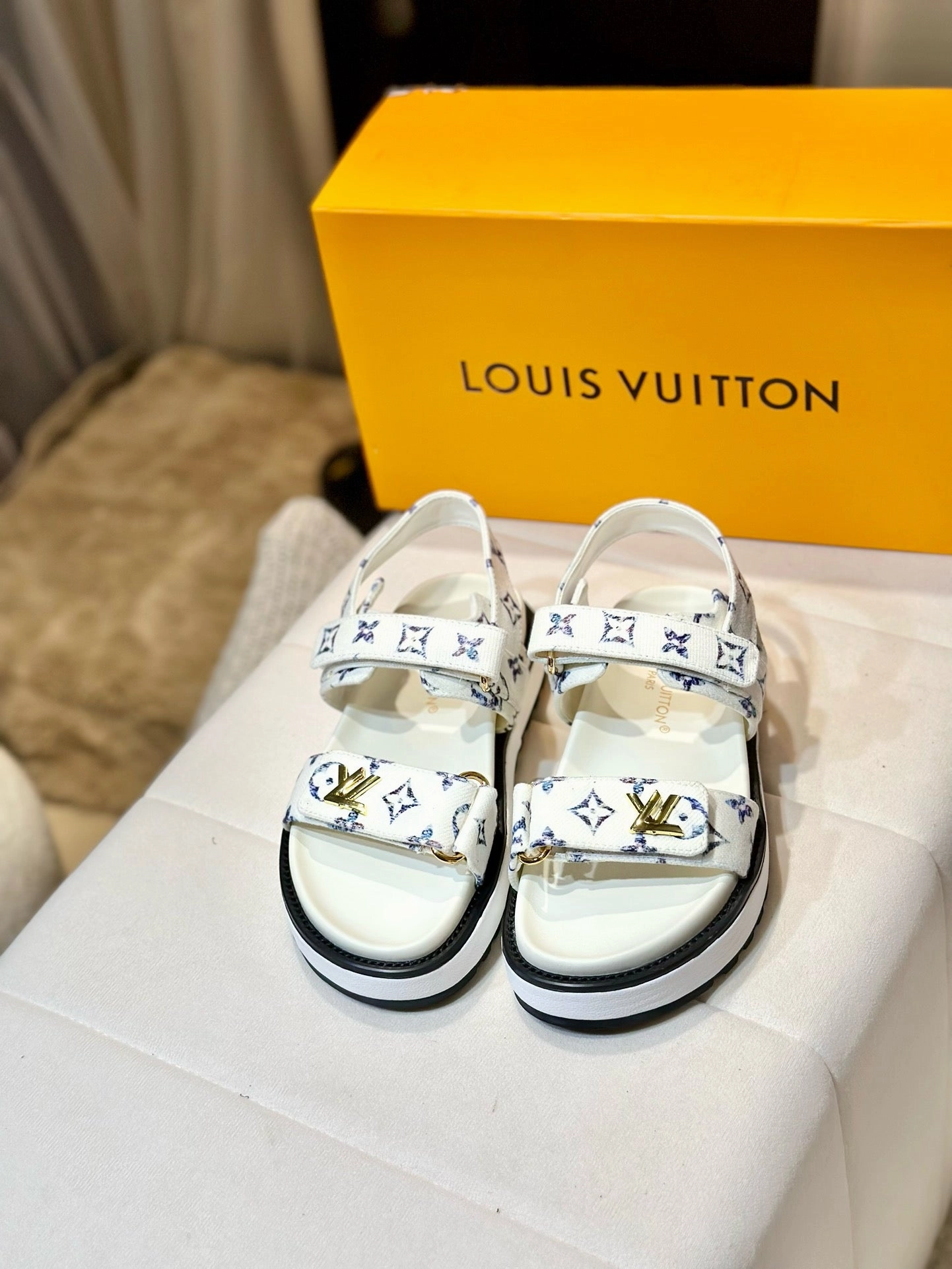 Pointe Shoe Flats SE1375 LB Sandals / Size5-11