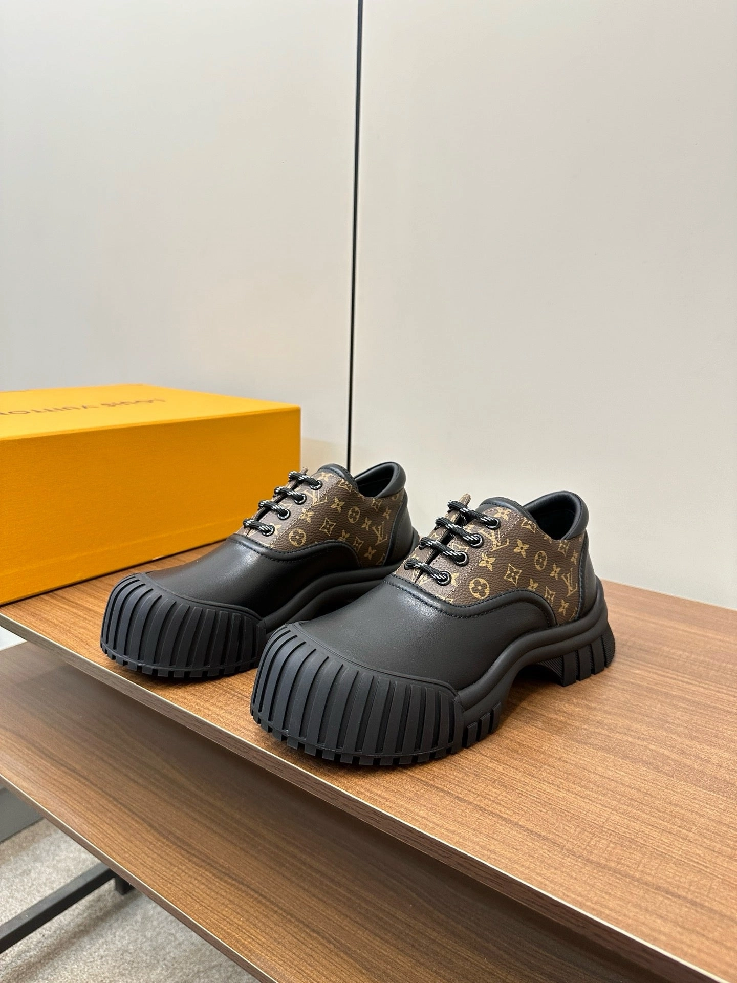 Flat Feet Wide Shoes SE1520 LB Ruby Flat / Size5-10