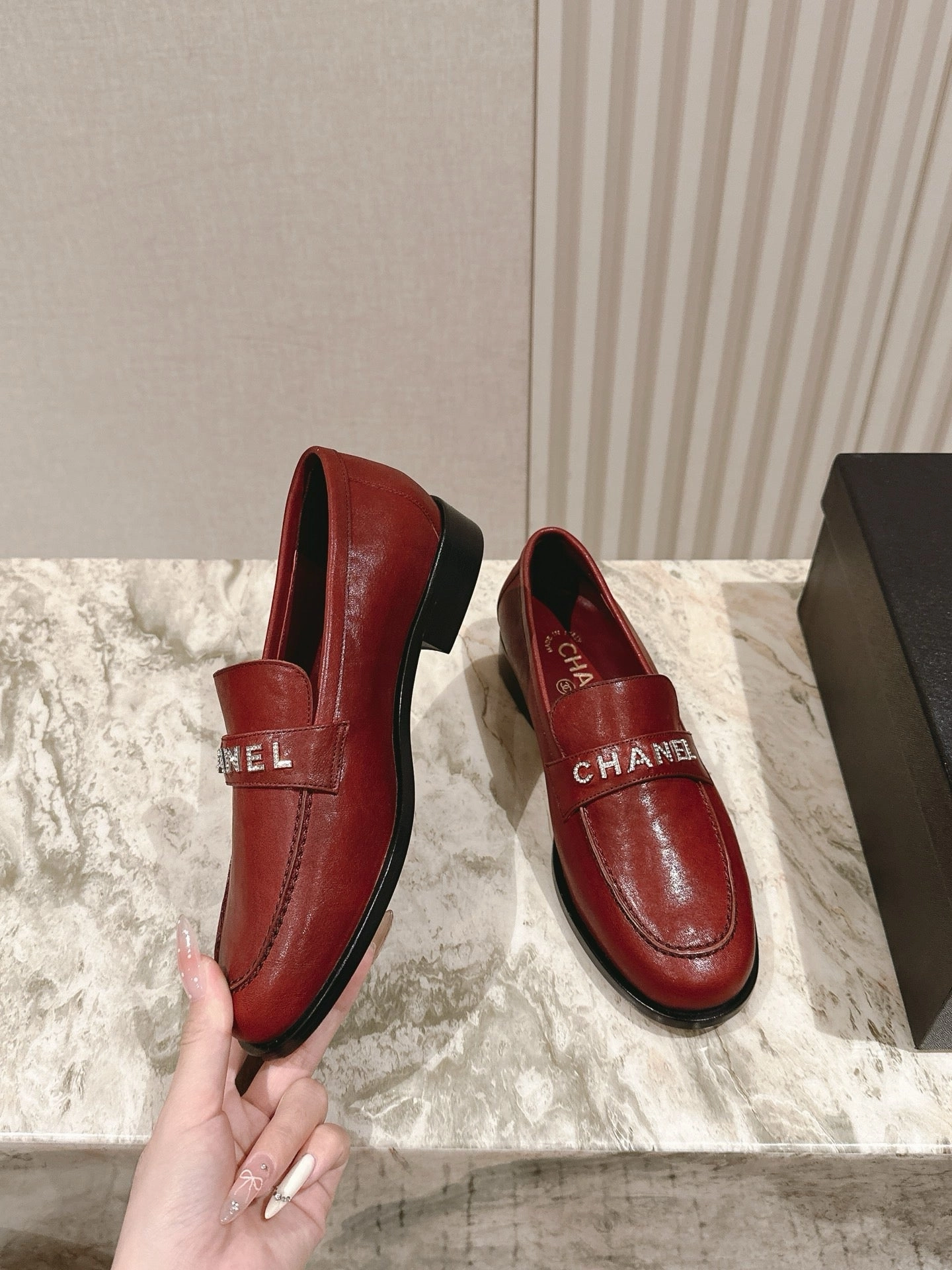 SE1709 Chanel Moccasins / Size5-11