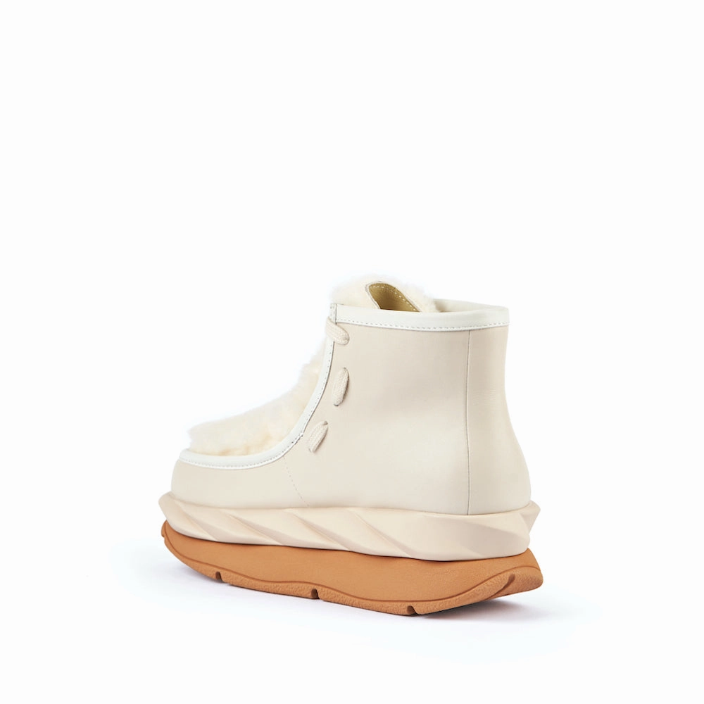 MELLOW WABOO CREAM Ankle Boots With Wide Leg Jeans