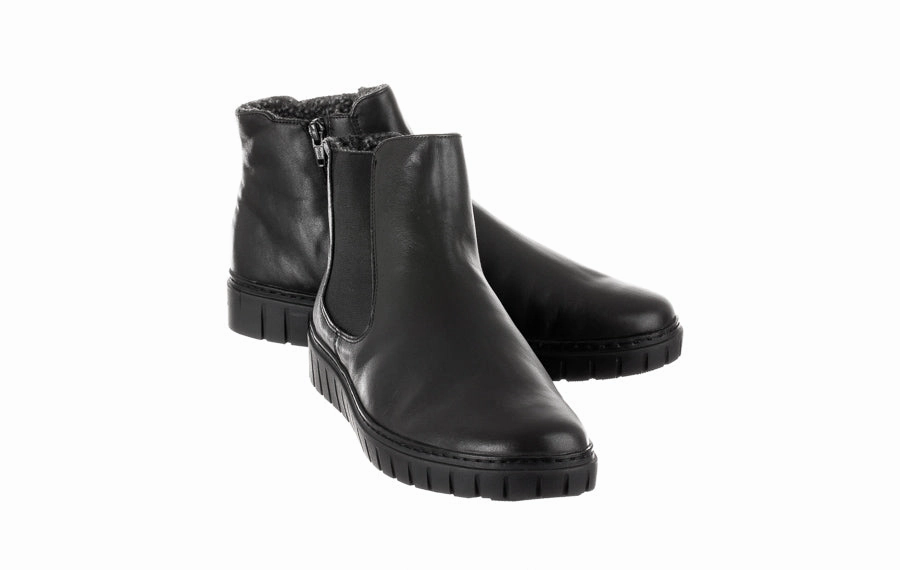 Sem Missy Black Medieval Ankle Boots