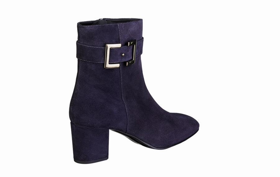 Mdf Beloved Navy Muck Boots Ankle