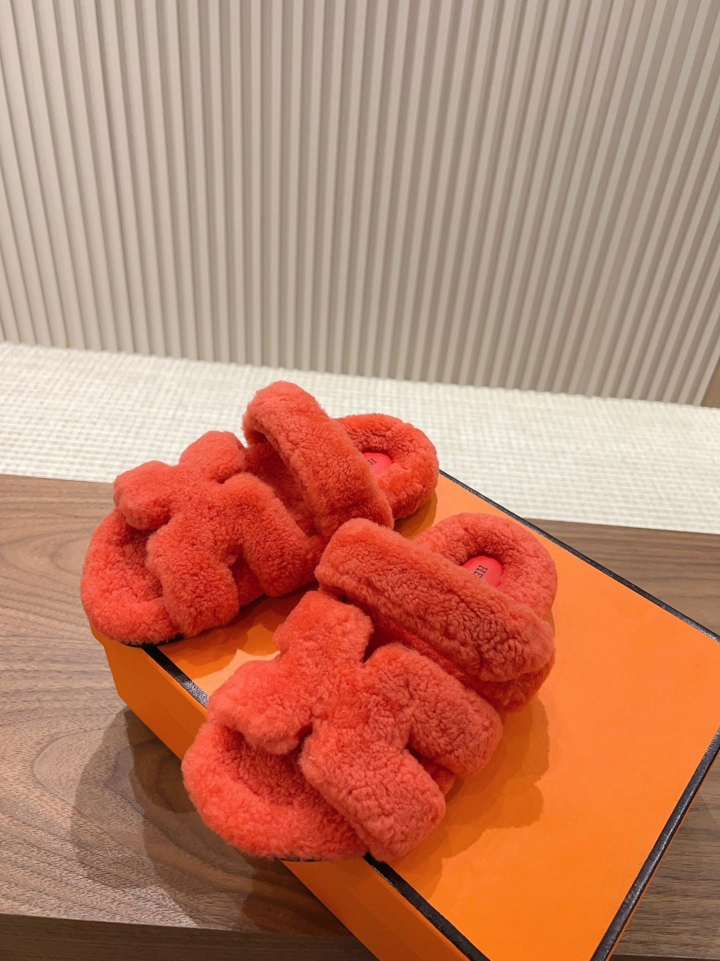 SE1230 H Chypre Sandal / Size5-10 1950s Flat Shoes