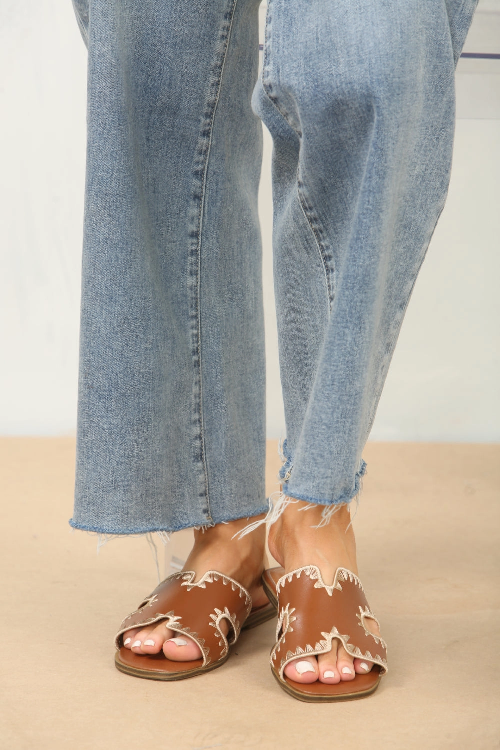 Unicorn Flats Shoes TAN FAUX LEATHER STITCH DETAIL DESIGNER STRAP SANDALS (PACK B)