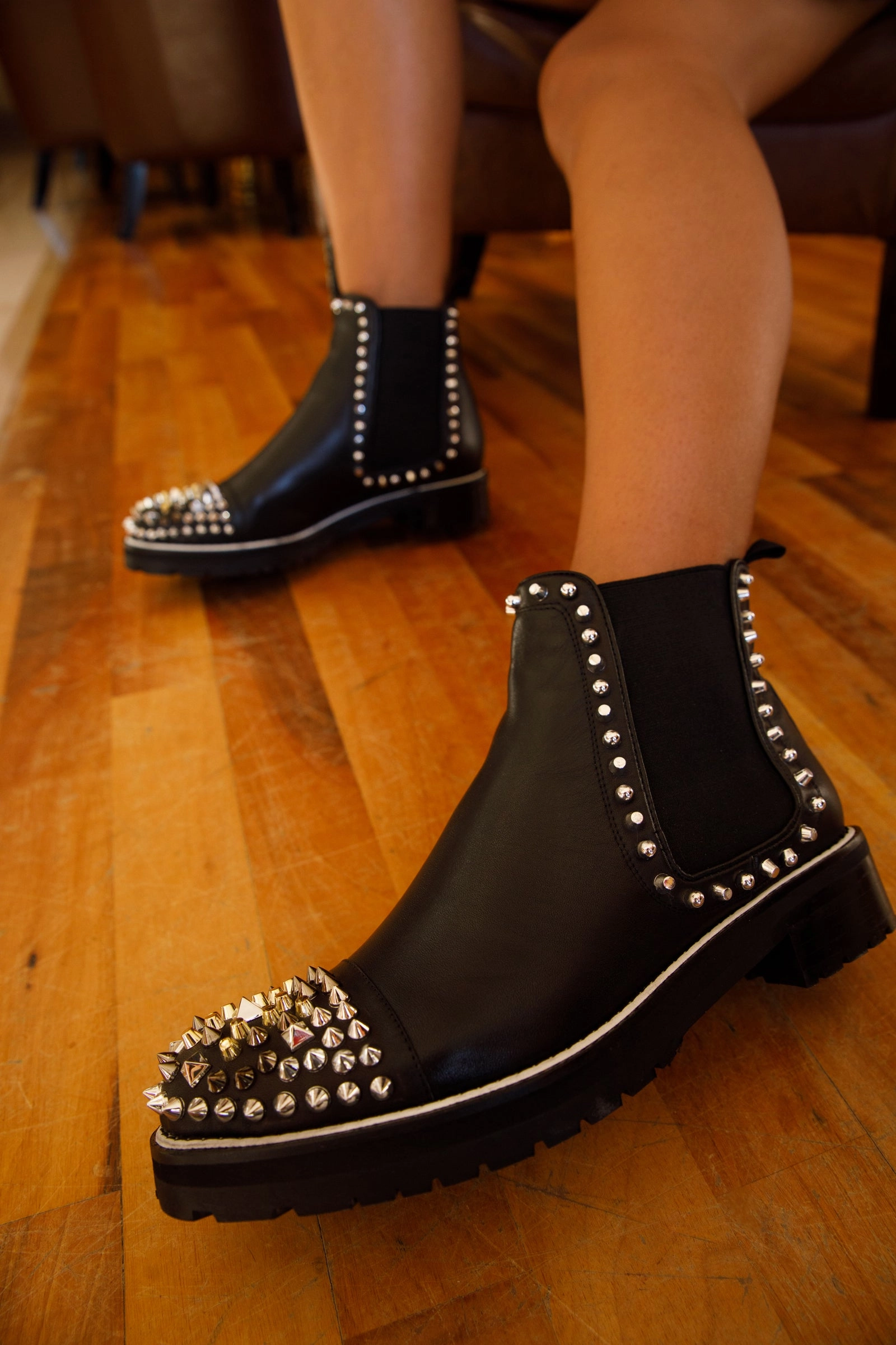 Resoleable Chelsea Boots The Vuvulane Black Spike Leather Ankle Women Boot