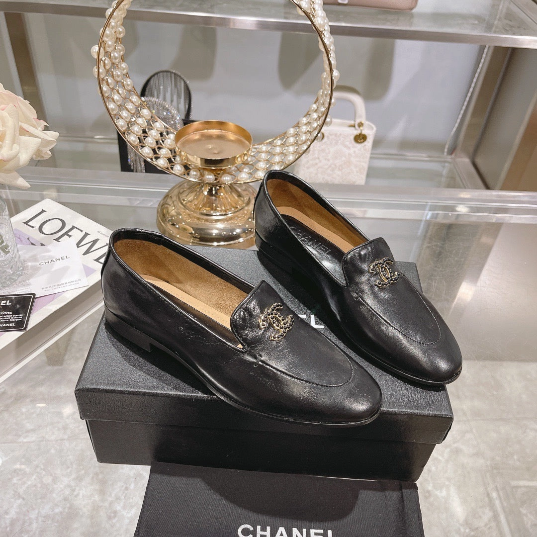 SE1251 Moccasins / Size5-10