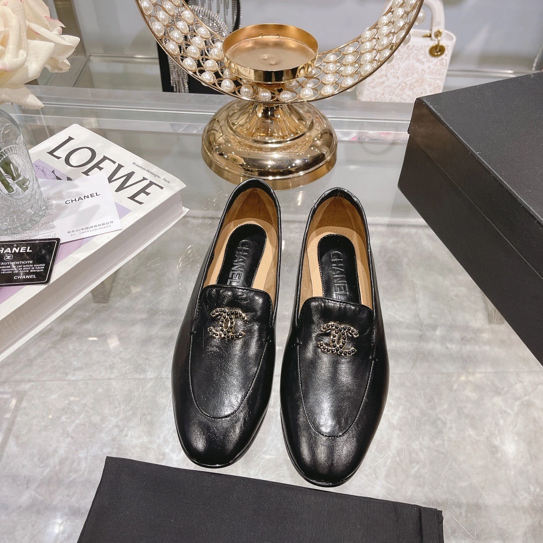 SE1251 Moccasins / Size5-10