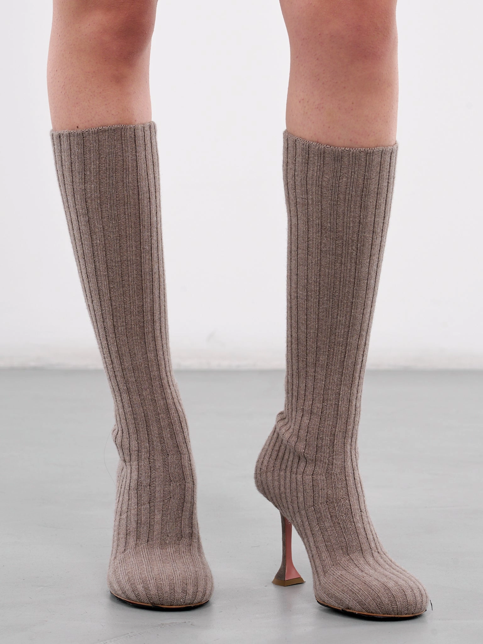 Chelsea Boot Outfits Veneda Stretch Boots (VENEDA-STRETCH-95-FUZZY-TAUPE)