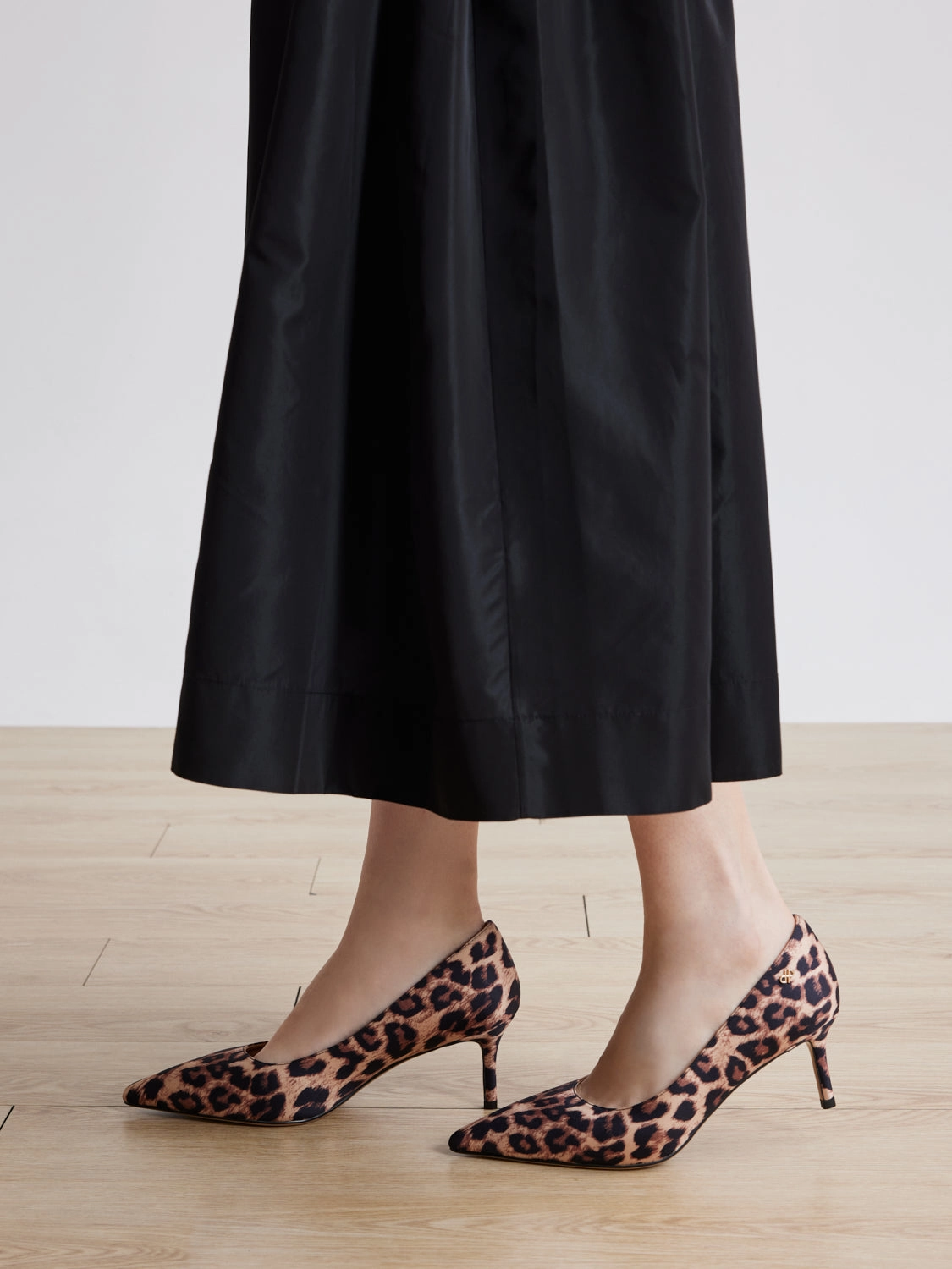 Long Legs High Heel Zira Leopard Print Pointed Toe Heels